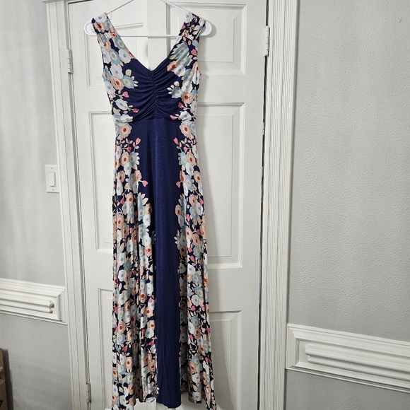 Boden Georgia Maxi Dress size 2p floral vneck viscose - Picture 8 of 11